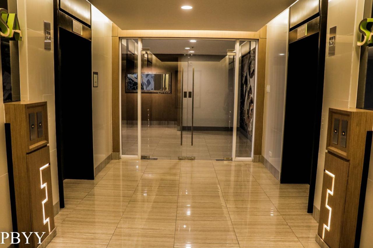 Stays At Green Residences 1 Studio Room Couples Bed With Complimentary Breakfast For 2 มะนิลา ภายนอก รูปภาพ